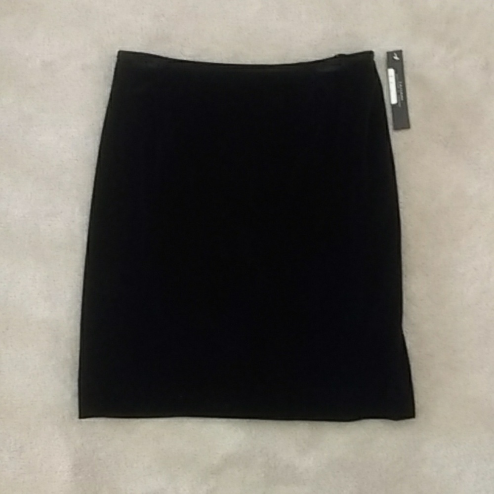 NWT Tahari ASL Petite Black Velvet Midi Skirt